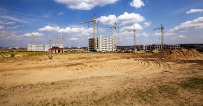 Miasto przekaże ziemię pod budowę bloków dla wojska