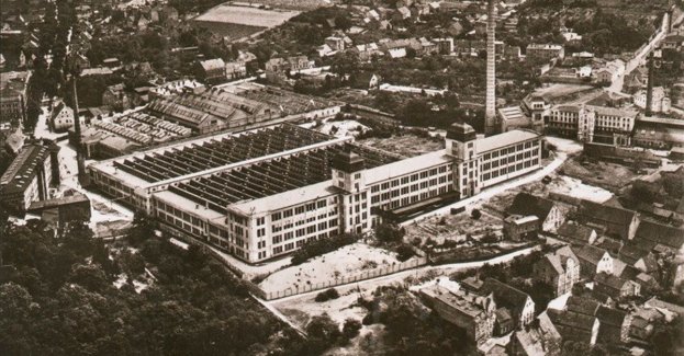 W 2026 r. mija 100 lat od ukończenia pofabrycznego kompleksu przy ul. Wrocławskiej 17 w Zielonej Górze. Obecnie działa tam galeria handlowa Focus Mall.
